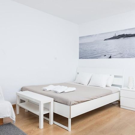 Nice Studio In Siesta 2 In Puerto Alcudia 4 Exterior foto